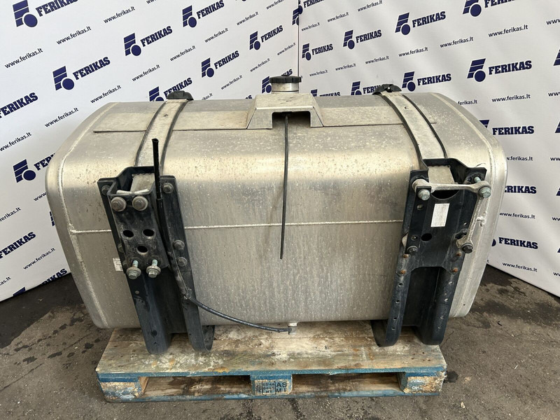 MAN complete fuel tank with brackets - Fuel tank for Truck: picture 5 MAN complete fuel tank with brackets - Fuel tank for Truck: picture 5
