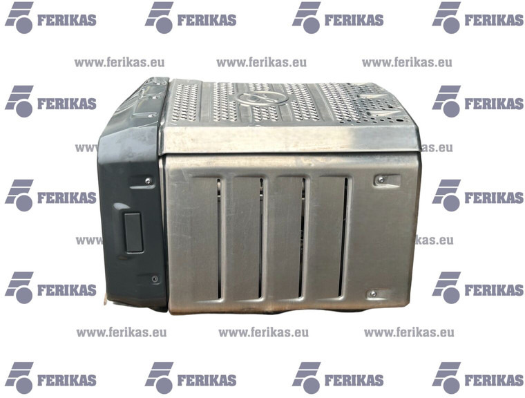 Mercedes-Benz exhaust catalyst - Catalytic converter for Truck: picture 1 Mercedes-Benz exhaust catalyst - Catalytic converter for Truck: picture 1