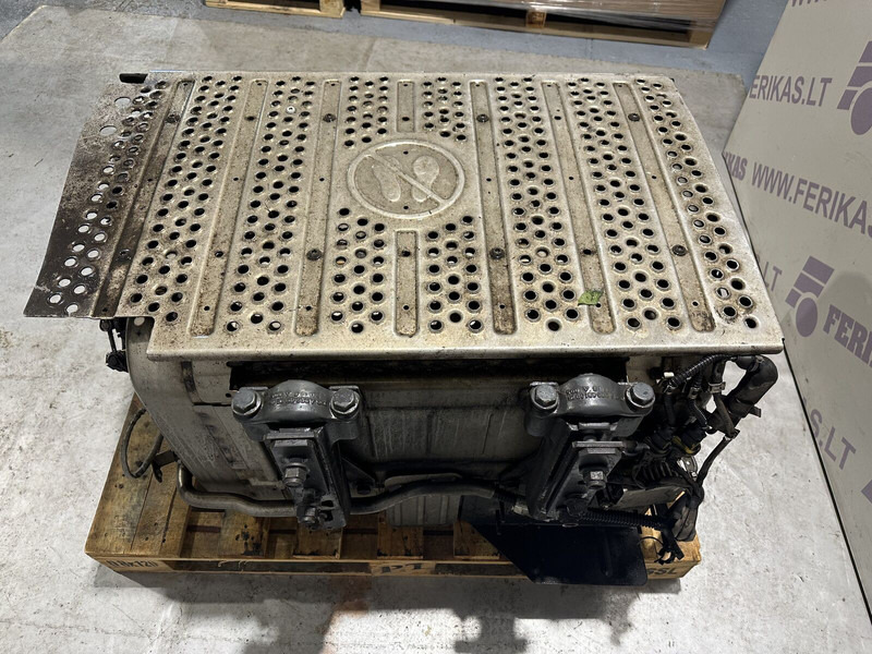 Mercedes-Benz exhaust catalyst - Catalytic converter for Truck: picture 3 Mercedes-Benz exhaust catalyst - Catalytic converter for Truck: picture 3