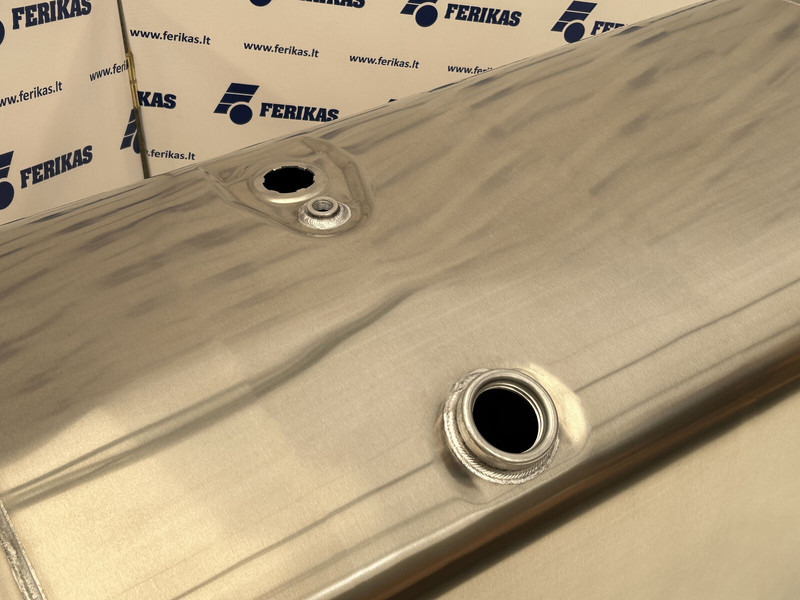 Scania New aluminum fuel tank 570L - Fuel tank for Truck: picture 4 Scania New aluminum fuel tank 570L - Fuel tank for Truck: picture 4