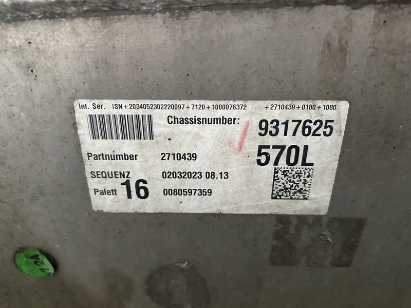 Scania Scania R 575L complete fuel tank 700x725x1340 - Fuel tank for Truck: picture 5 Scania Scania R 575L complete fuel tank 700x725x1340 - Fuel tank for Truck: picture 5