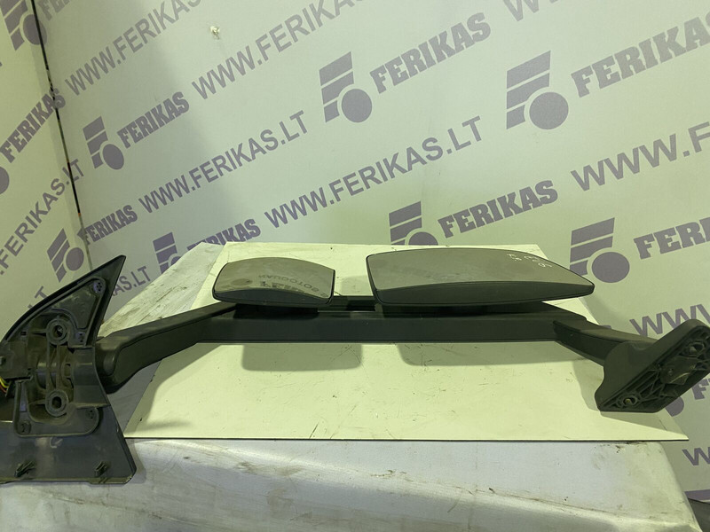Volvo FH4 - Rear view mirror for Truck: picture 1 Volvo FH4 - Rear view mirror for Truck: picture 1