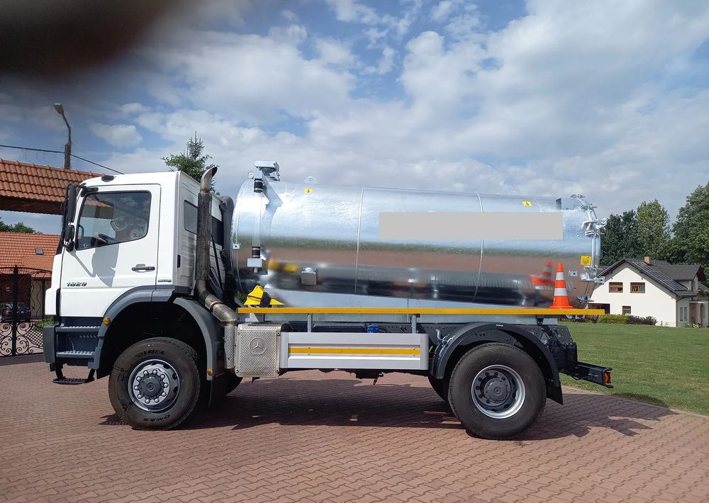 Mercedes-Benz AXOR 1829 4X4 4 WD ALLOARD - Tank truck: picture 2 Mercedes-Benz AXOR 1829 4X4 4 WD ALLOARD - Tank truck: picture 2