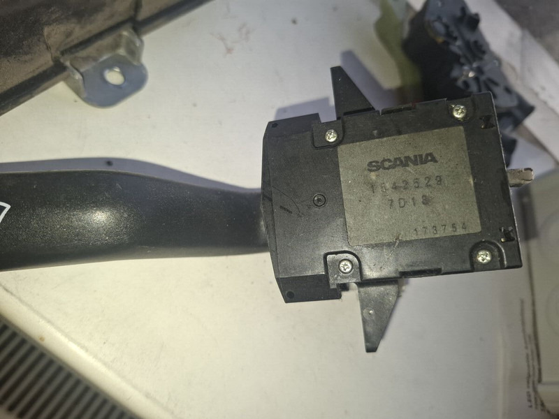 Scania 1486286 - Relay: picture 2 Scania 1486286 - Relay: picture 2