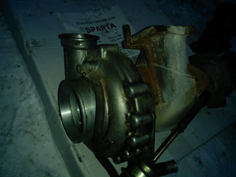 Mercedes-Benz 906 - Spare parts: picture 4 Mercedes-Benz 906 - Spare parts: picture 4