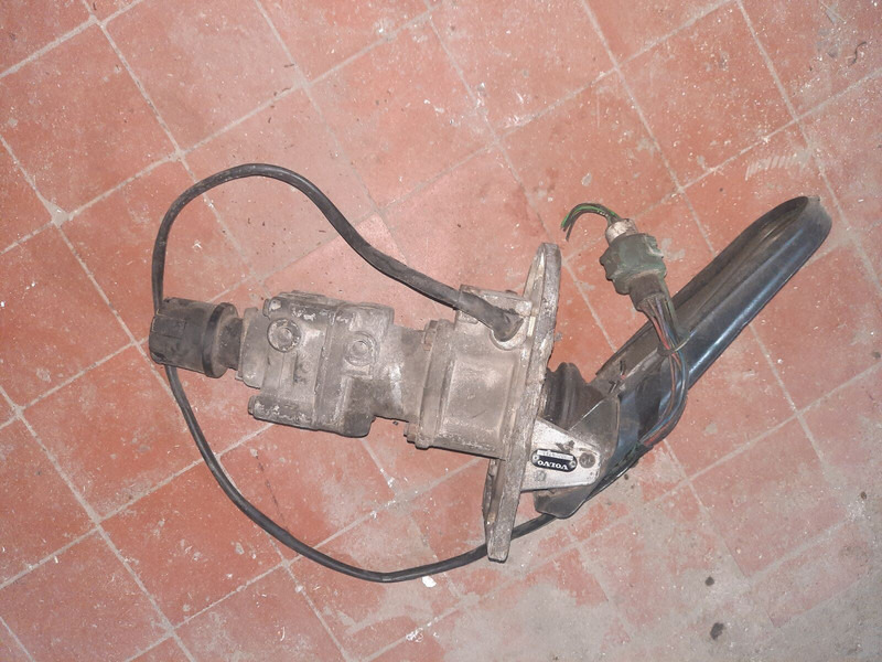 Volvo B12 - Brake parts: picture 1 Volvo B12 - Brake parts: picture 1