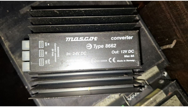 Volvo Blaupunkt BPA49 - ECU: picture 5 Volvo Blaupunkt BPA49 - ECU: picture 5