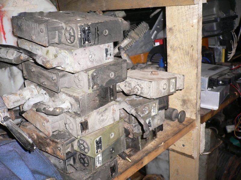 Volvo Uronem pola 0501100014. 28. 29. 35. 40. Volvo skaniya - ECU for Bus: picture 1 Volvo Uronem pola 0501100014. 28. 29. 35. 40. Volvo skaniya - ECU for Bus: picture 1