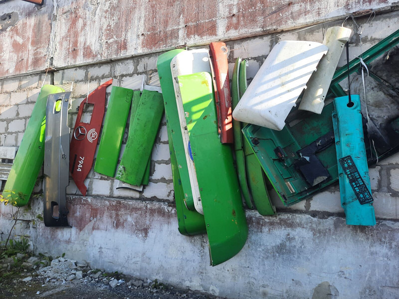 Volvo магнетолы . B12 . Ивеко - Bumper: picture 3 Volvo магнетолы . B12 . Ивеко - Bumper: picture 3