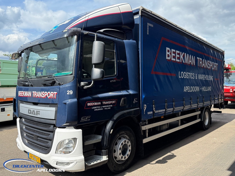 DAF CF 250 FA Euro 6, Schuifdak - Curtainsider truck: picture 3 DAF CF 250 FA Euro 6, Schuifdak - Curtainsider truck: picture 3