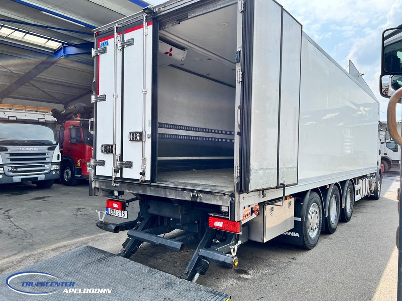 Scania R410 Mitsubishi Multitemp 3 zone, 8x4, 2000 kg lift ! - Refrigerator truck: picture 2 Scania R410 Mitsubishi Multitemp 3 zone, 8x4, 2000 kg lift ! - Refrigerator truck: picture 2