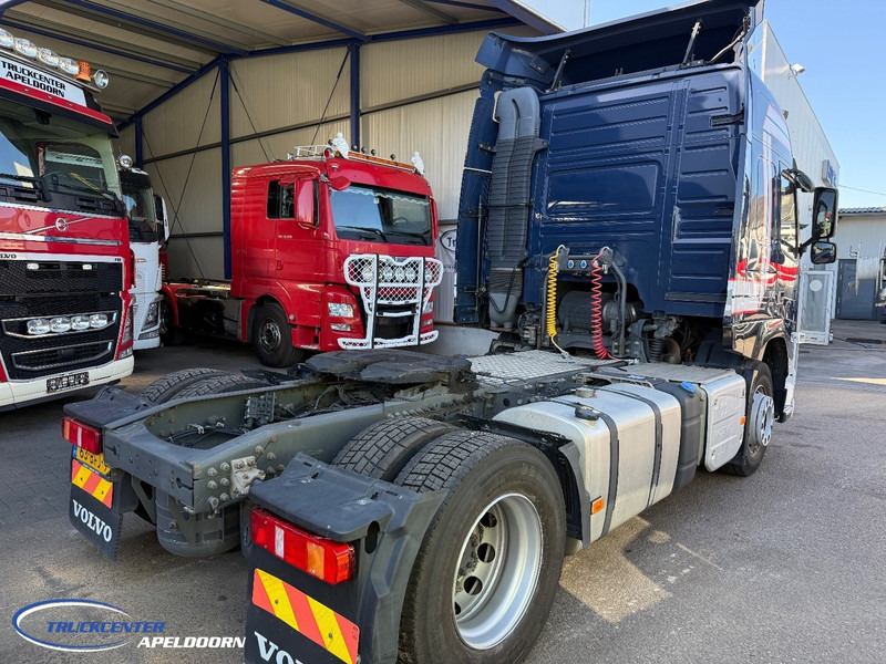 Volvo FM Globetrotter - Tractor unit: picture 2 Volvo FM Globetrotter - Tractor unit: picture 2