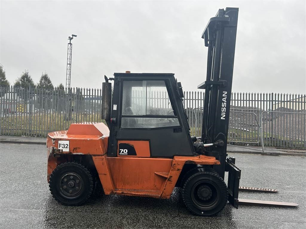 Nissan 20ZVF05H70U - Diesel forklift: picture 4 Nissan 20ZVF05H70U - Diesel forklift: picture 4