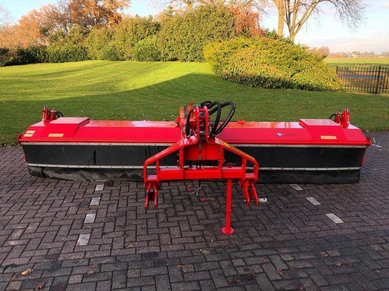 Dücker SFK 4500 veegmachine - Mower: picture 5 Dücker SFK 4500 veegmachine - Mower: picture 5