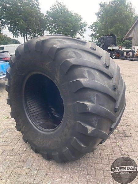 Michelin MEGA BIB 1050/50R32 - Tire for Agricultural machinery: picture 5 Michelin MEGA BIB 1050/50R32 - Tire for Agricultural machinery: picture 5