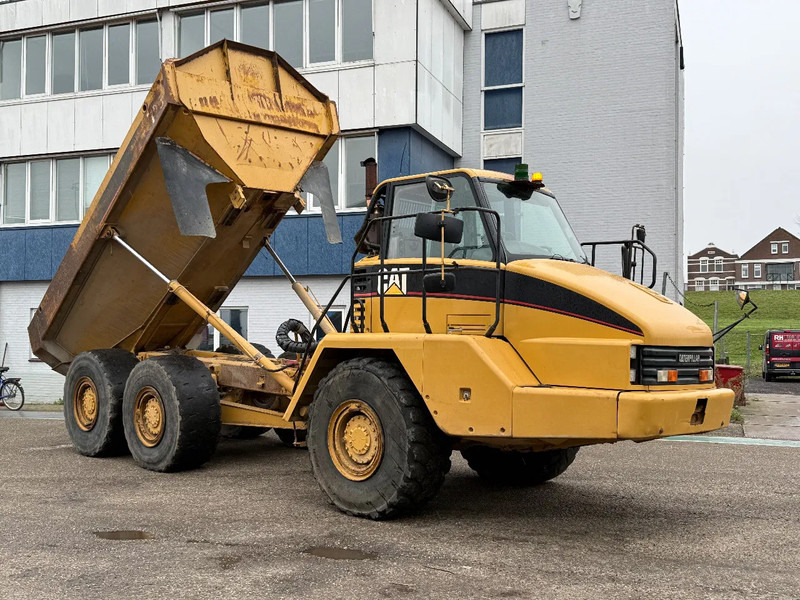 Caterpillar 725 - CE + AIRCO + RETARDER - TYRES: 23.5R25 - Articulated dumper: picture 1 Caterpillar 725 - CE + AIRCO + RETARDER - TYRES: 23.5R25 - Articulated dumper: picture 1