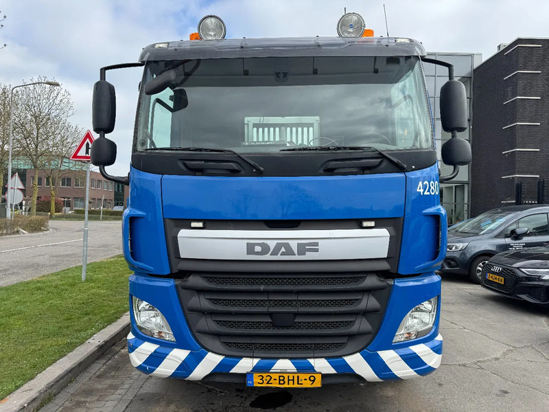 Skip loader truck DAF CF 400 6X2 - EURO 6 + VDL P-18 + REMOTE + LIFT AXLE: picture 8 Skip loader truck DAF CF 400 6X2 - EURO 6 + VDL P-18 + REMOTE + LIFT AXLE: picture 8