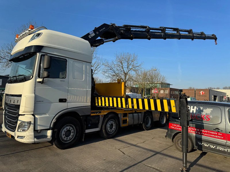 DAF XF 460 8X2 - EURO 6 + HIAB 855 EP-6 + REMOTE + STEERING AXLE - Crane truck: picture 1 DAF XF 460 8X2 - EURO 6 + HIAB 855 EP-6 + REMOTE + STEERING AXLE - Crane truck: picture 1
