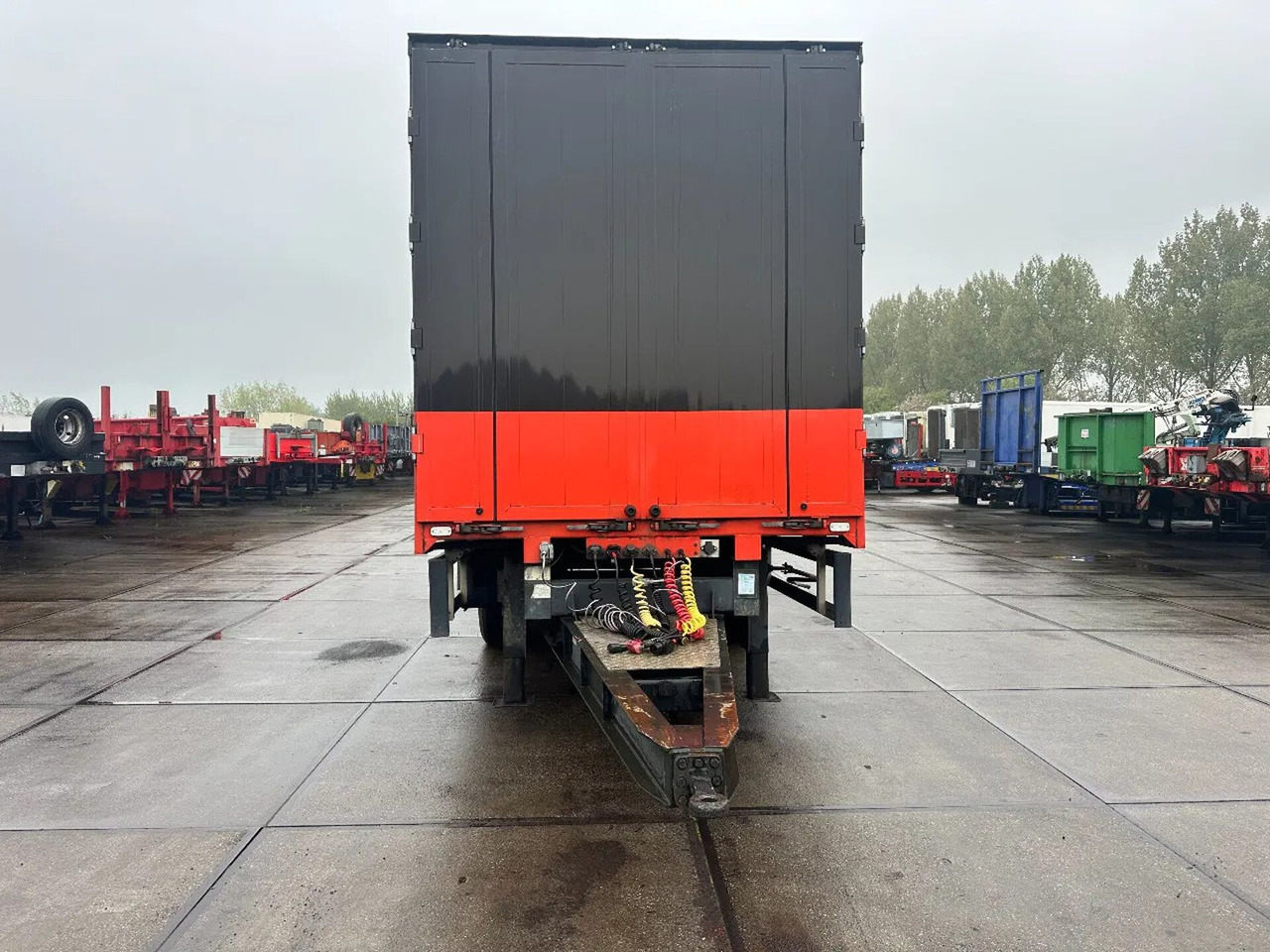 Groenewegen DRE 10-10 , DHOLLANDIA LAADKLEP 2000 - Closed box trailer: picture 2 Groenewegen DRE 10-10 , DHOLLANDIA LAADKLEP 2000 - Closed box trailer: picture 2