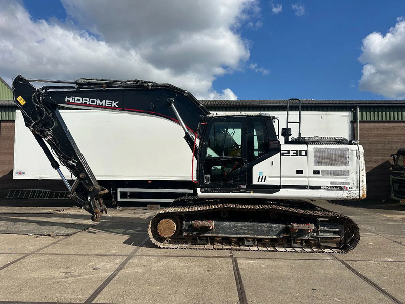 Hidromek HMK 230 LC-4, CE, 600 MM PADS, AUX PIPING, REVERSE CAMERA , AUTO LUB AC - Crawler excavator: picture 1 Hidromek HMK 230 LC-4, CE, 600 MM PADS, AUX PIPING, REVERSE CAMERA , AUTO LUB AC - Crawler excavator: picture 1