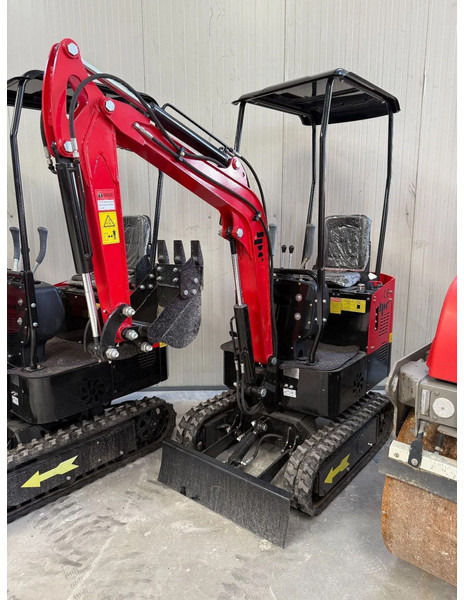 JPC HT12 - NEW AND UNUSED! - Mini excavator: picture 4 JPC HT12 - NEW AND UNUSED! - Mini excavator: picture 4