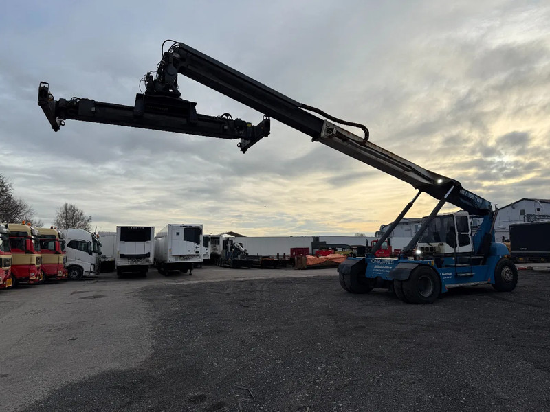 KONECRANES SMV 108 TB6 - Reach stacker: picture 5 KONECRANES SMV 108 TB6 - Reach stacker: picture 5