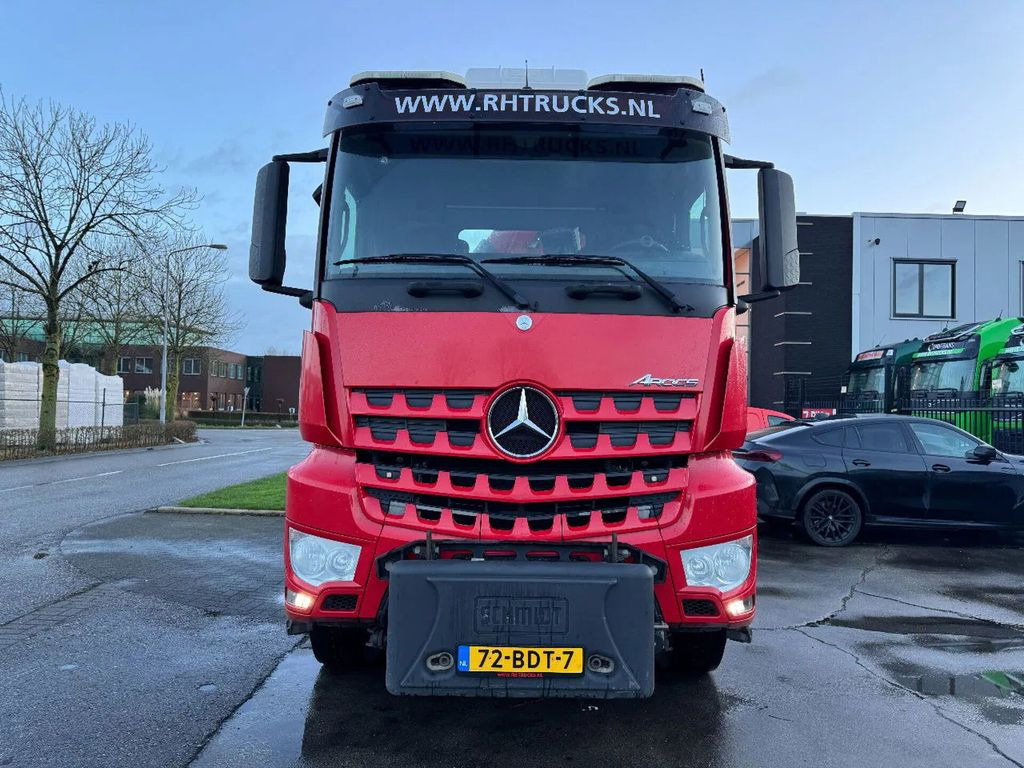 Mercedes-Benz Arocs 4145 8X4 - HMF 2243-Z2 CRANE + REMOTE + HY - Crane truck, Hook lift truck: picture 2 Mercedes-Benz Arocs 4145 8X4 - HMF 2243-Z2 CRANE + REMOTE + HY - Crane truck, Hook lift truck: picture 2