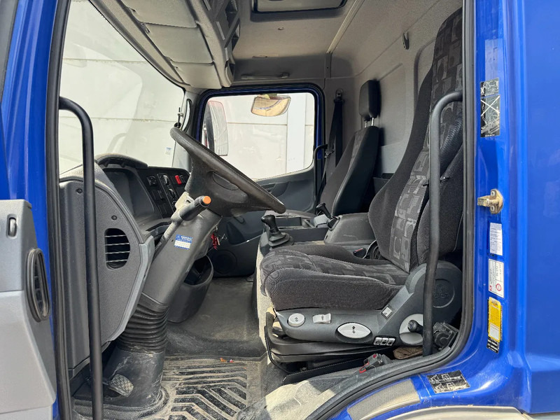 Leasing of Mercedes-Benz Atego 815 4X2 3 WAY KIPPER FULL STEEL MANUAL GEAR Mercedes-Benz Atego 815 4X2 3 WAY KIPPER FULL STEEL MANUAL GEAR: picture 15