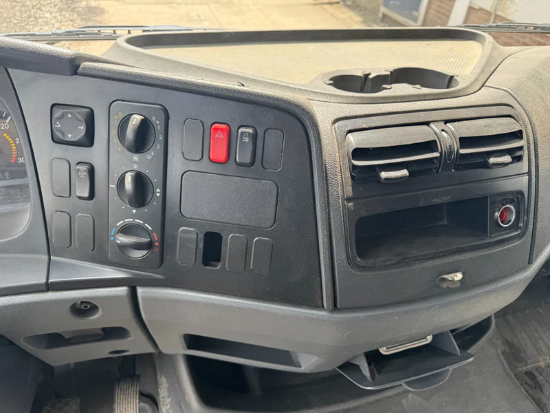 Leasing of Mercedes-Benz Atego 815 4X2 3 WAY KIPPER FULL STEEL MANUAL GEAR Mercedes-Benz Atego 815 4X2 3 WAY KIPPER FULL STEEL MANUAL GEAR: picture 18