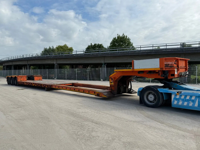 Nooteboom EURO-59-03 P 5,3 METER EXTANDABLE 3X STEERING - Low loader semi-trailer: picture 1 Nooteboom EURO-59-03 P 5,3 METER EXTANDABLE 3X STEERING - Low loader semi-trailer: picture 1