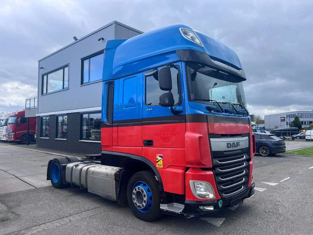 DAF XF 440 FT SSC 4X2 EURO 6 - Tractor unit: picture 3 DAF XF 440 FT SSC 4X2 EURO 6 - Tractor unit: picture 3