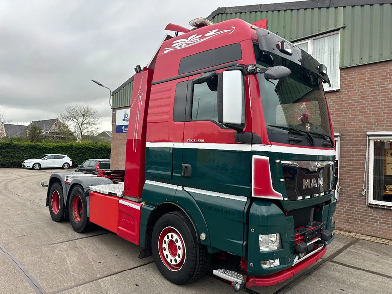 MAN TGX 33.560 6X4 ONLY 290400 KM, 113 TON - Tractor unit: picture 4 MAN TGX 33.560 6X4 ONLY 290400 KM, 113 TON - Tractor unit: picture 4