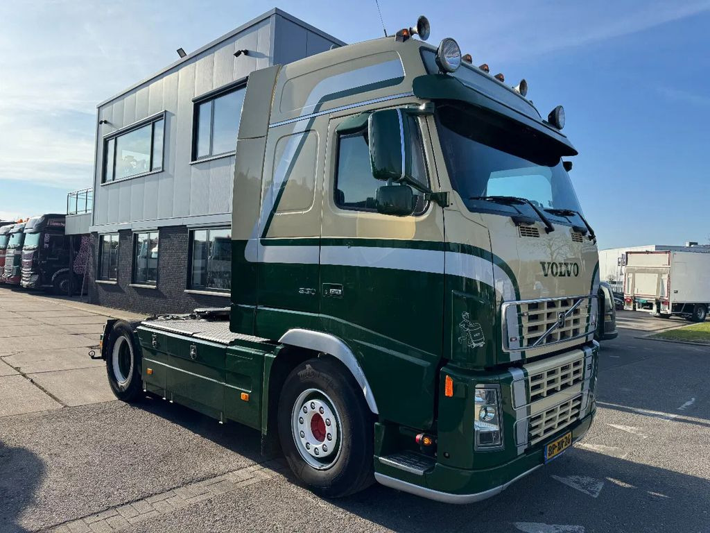 Volvo FH 16.550 4X2 - EURO 3 + FULL SPOILER + MANUAL G - Tractor unit: picture 3 Volvo FH 16.550 4X2 - EURO 3 + FULL SPOILER + MANUAL G - Tractor unit: picture 3