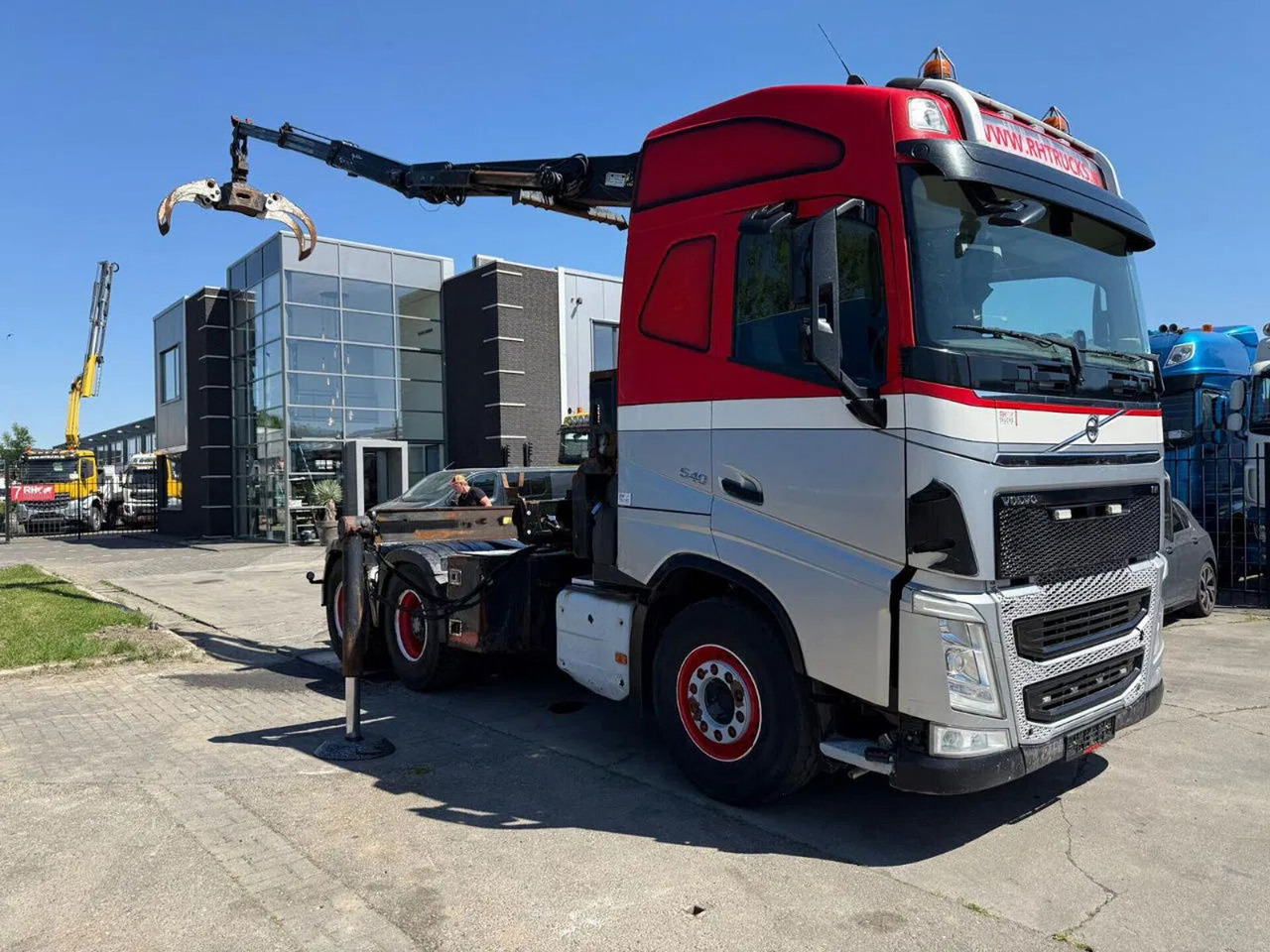 Volvo FH 540 6X4 - EURO 6 + PALFINGER EPSILON S260Z96 - Crane truck: picture 3 Volvo FH 540 6X4 - EURO 6 + PALFINGER EPSILON S260Z96 - Crane truck: picture 3