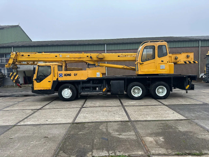 XCMG QY20B.5 6X6 FULL STEEL - Mobile crane: picture 1 XCMG QY20B.5 6X6 FULL STEEL - Mobile crane: picture 1