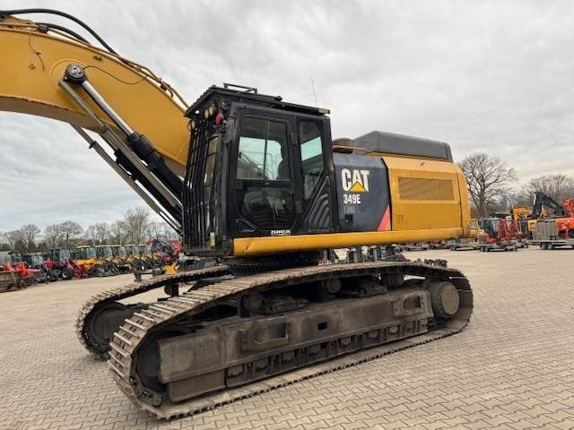 Crawler excavator CAT 349: picture 8