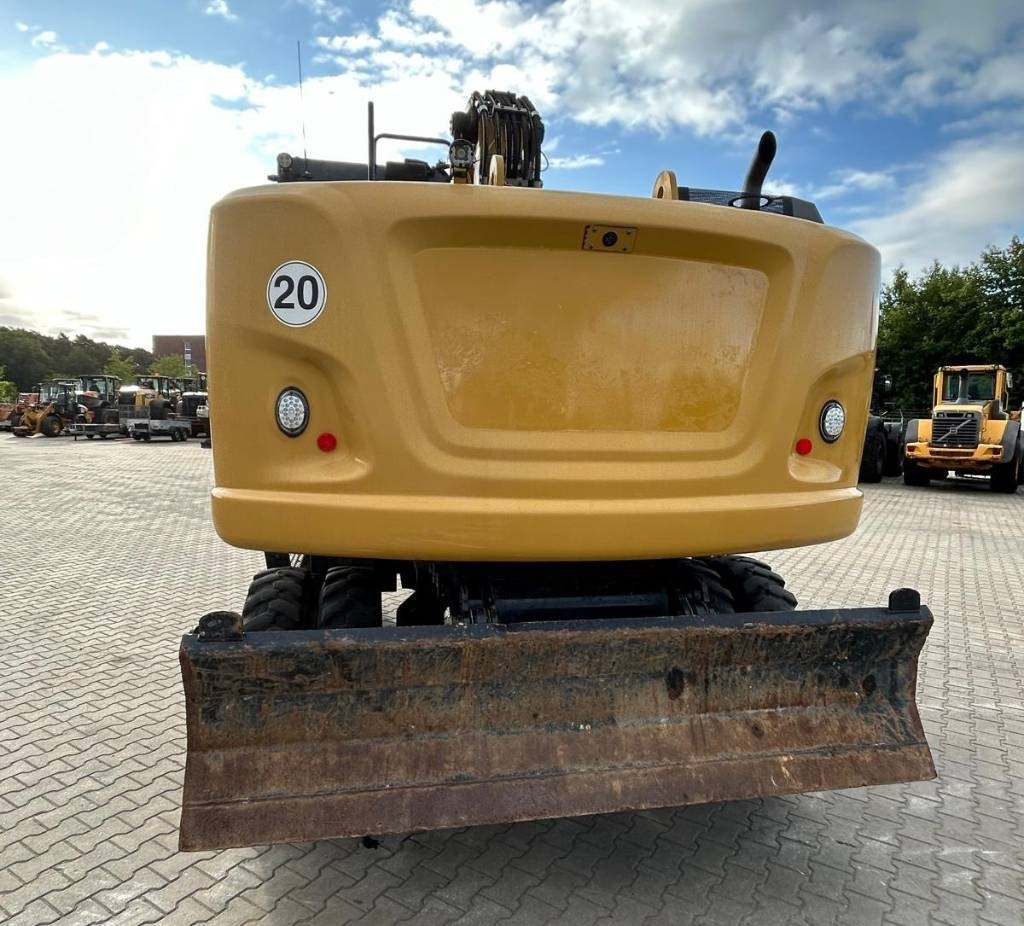 CAT M 318 F - Wheel excavator: picture 3 CAT M 318 F - Wheel excavator: picture 3