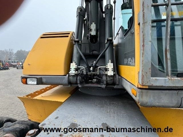 Wheel excavator Volvo EW 160 B: picture 6