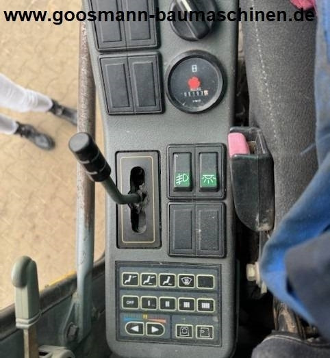 Wheel excavator Volvo EW 160 B: picture 7