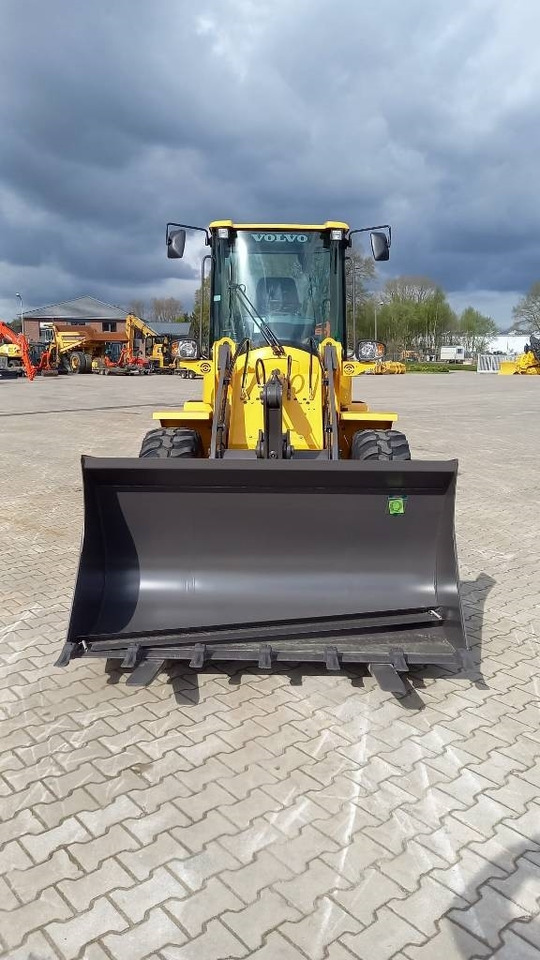 Volvo L 30 G - Wheel loader: picture 2 Volvo L 30 G - Wheel loader: picture 2