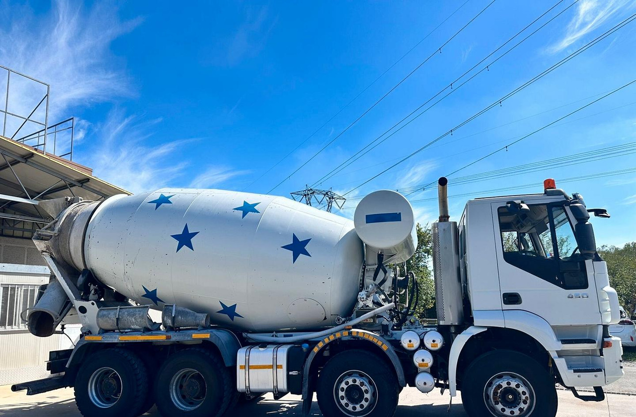 Autobetoniera Iveco trakker 450 euro 5 - Concrete mixer truck: picture 3 Autobetoniera Iveco trakker 450 euro 5 - Concrete mixer truck: picture 3