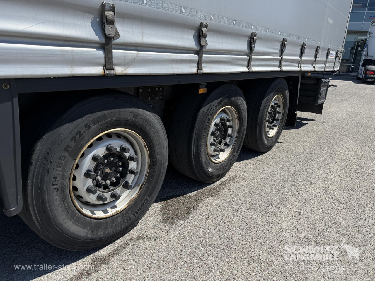 SCHMITZ Curtainsider Standard - Curtainsider semi-trailer: picture 5 SCHMITZ Curtainsider Standard - Curtainsider semi-trailer: picture 5