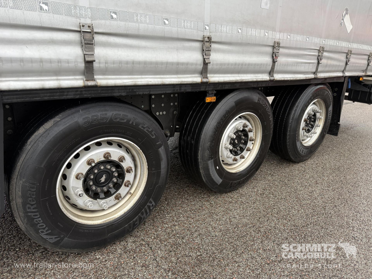 SCHMITZ Curtainsider Standard - Curtainsider semi-trailer: picture 5 SCHMITZ Curtainsider Standard - Curtainsider semi-trailer: picture 5