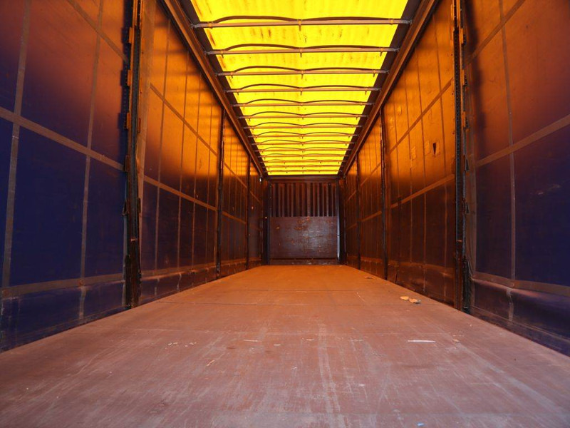 Krone 3 axle curtainside trailer - Curtainsider semi-trailer: picture 3 Krone 3 axle curtainside trailer - Curtainsider semi-trailer: picture 3