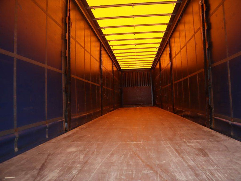 Krone 3 axle curtainside trailer - Curtainsider semi-trailer: picture 5 Krone 3 axle curtainside trailer - Curtainsider semi-trailer: picture 5