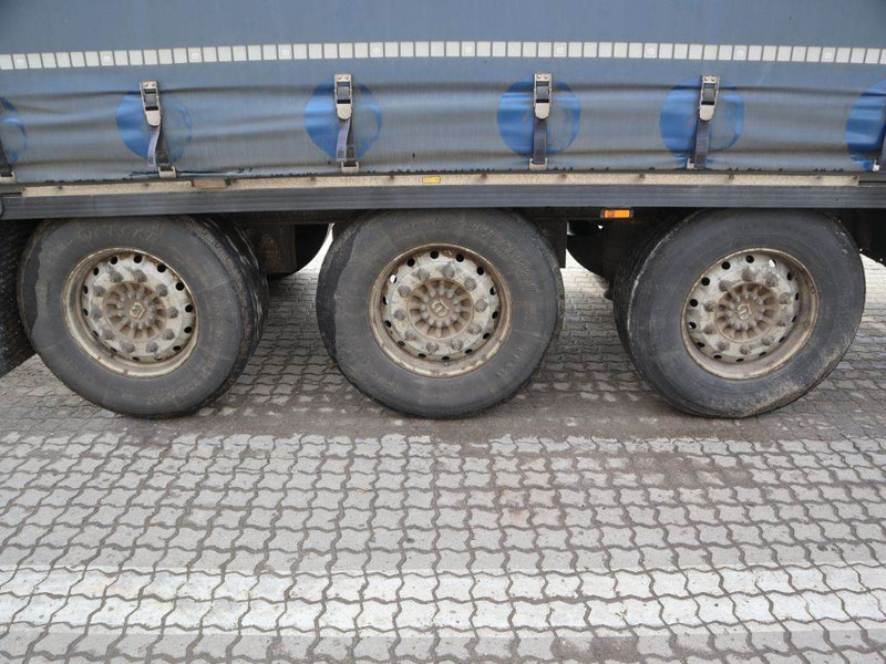 Krone 3 axle curtainside trailer - Curtainsider semi-trailer: picture 3 Krone 3 axle curtainside trailer - Curtainsider semi-trailer: picture 3