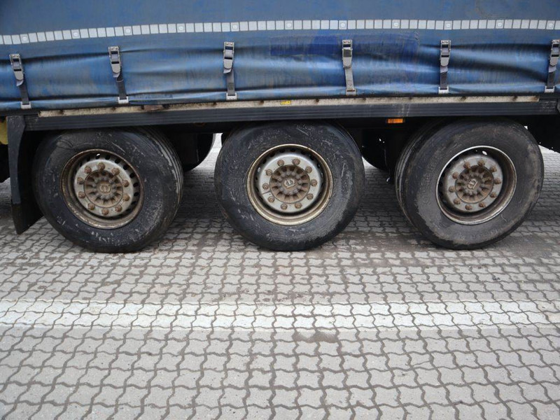 Krone 3 axle curtainside trailer - Curtainsider semi-trailer: picture 4 Krone 3 axle curtainside trailer - Curtainsider semi-trailer: picture 4