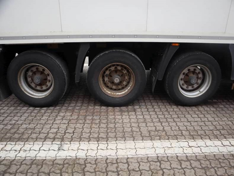 Krone 33 pl. - Refrigerator semi-trailer: picture 5 Krone 33 pl. - Refrigerator semi-trailer: picture 5