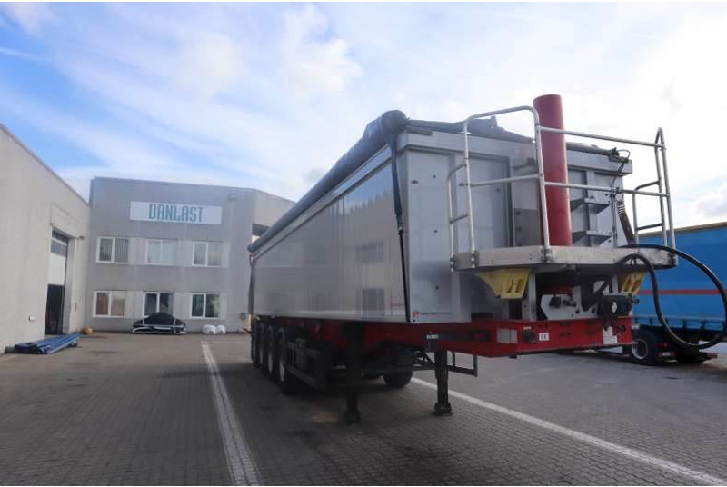 Langendorf 4-axle Tipper/Kipper/Tiptrailer 35 m³ - Tipper semi-trailer: picture 2 Langendorf 4-axle Tipper/Kipper/Tiptrailer 35 m³ - Tipper semi-trailer: picture 2