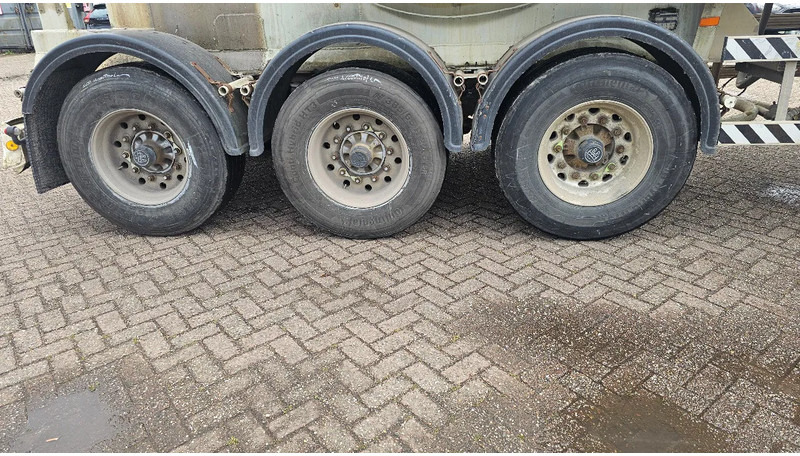 Tank semi-trailer SPITZER Eurovrac Silo 43m3: picture 15